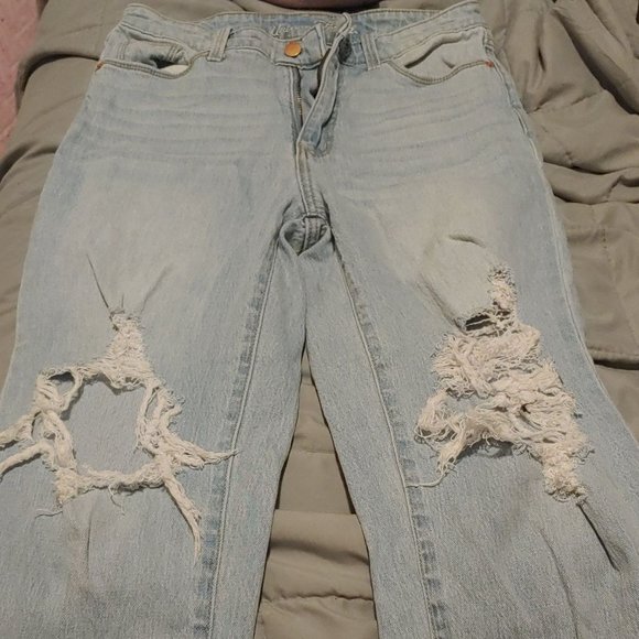 Cropped Ripped Jeans - Picture 2 of 2